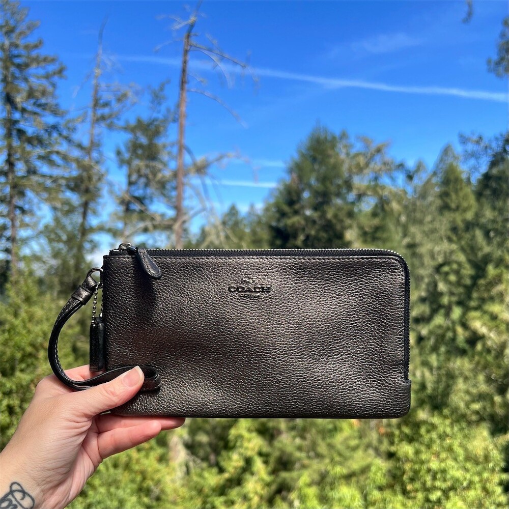 COACH Double Zip Zip-Around Dark Silver Wristlet Wallet Clutch Silver Hardware